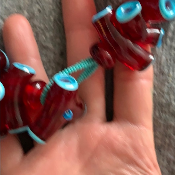 Handmade blown glass coral necklace . - Picture 4 of 6